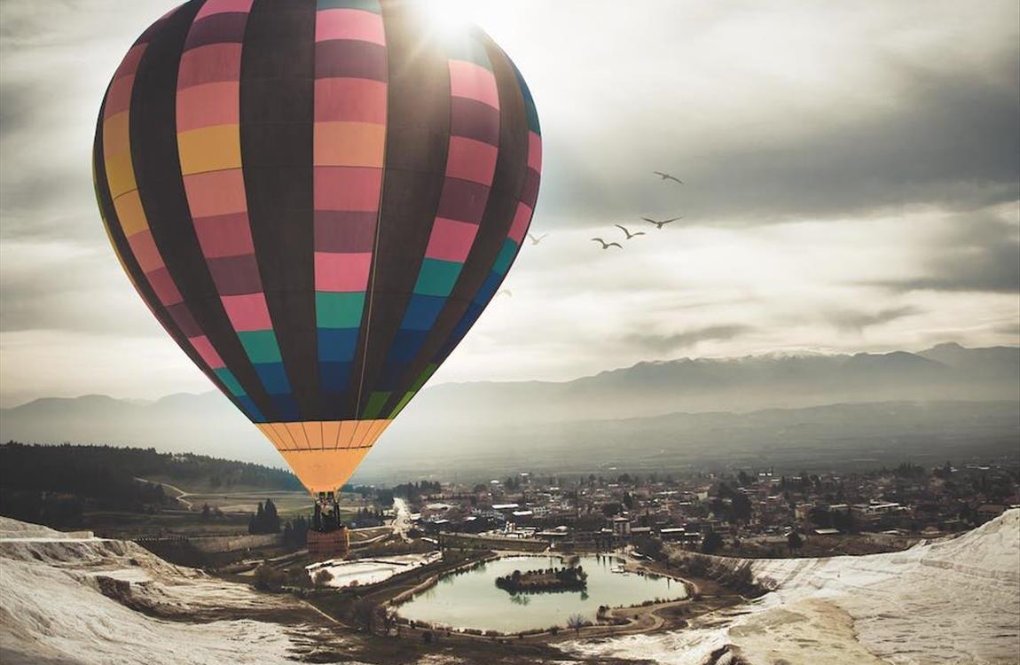 Pamukkale Hot Air Balloon Tour With Champagne
